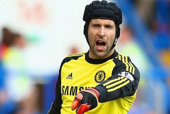 足球比赛场上球员装备要求,关于足球的装备大全