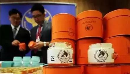 你的LV、Gucci竟来自这里？大量假货专坑中国人……触目惊心！