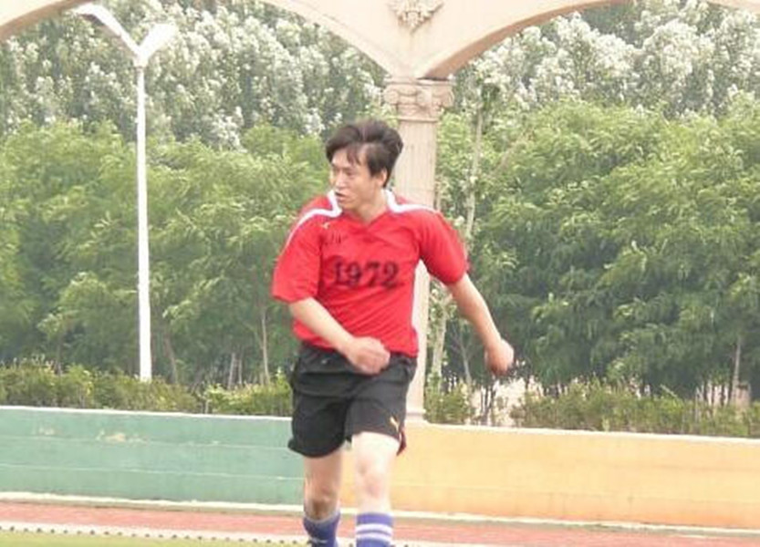 前国脚退役40岁告别职业赛场,曾经最年轻国脚再入国家队