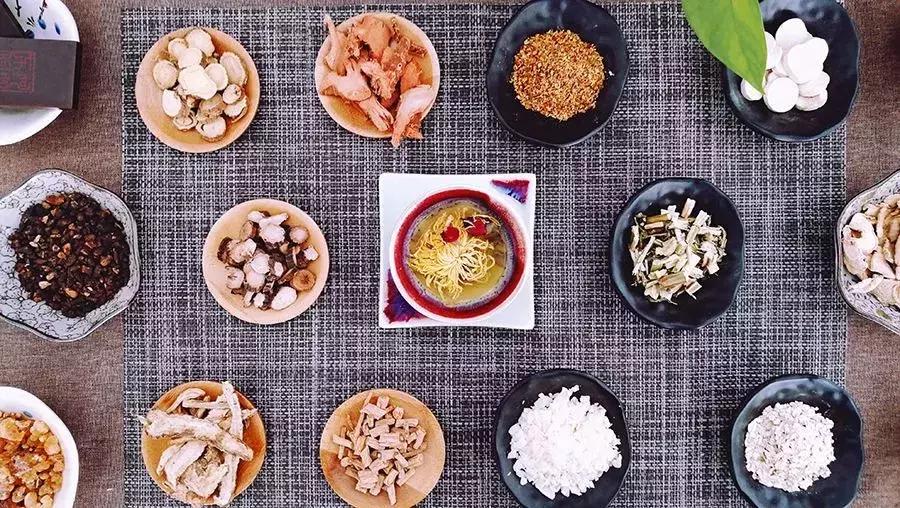 春分养生怎样做到阴阳平衡,春分节气阴阳半分最宜养生