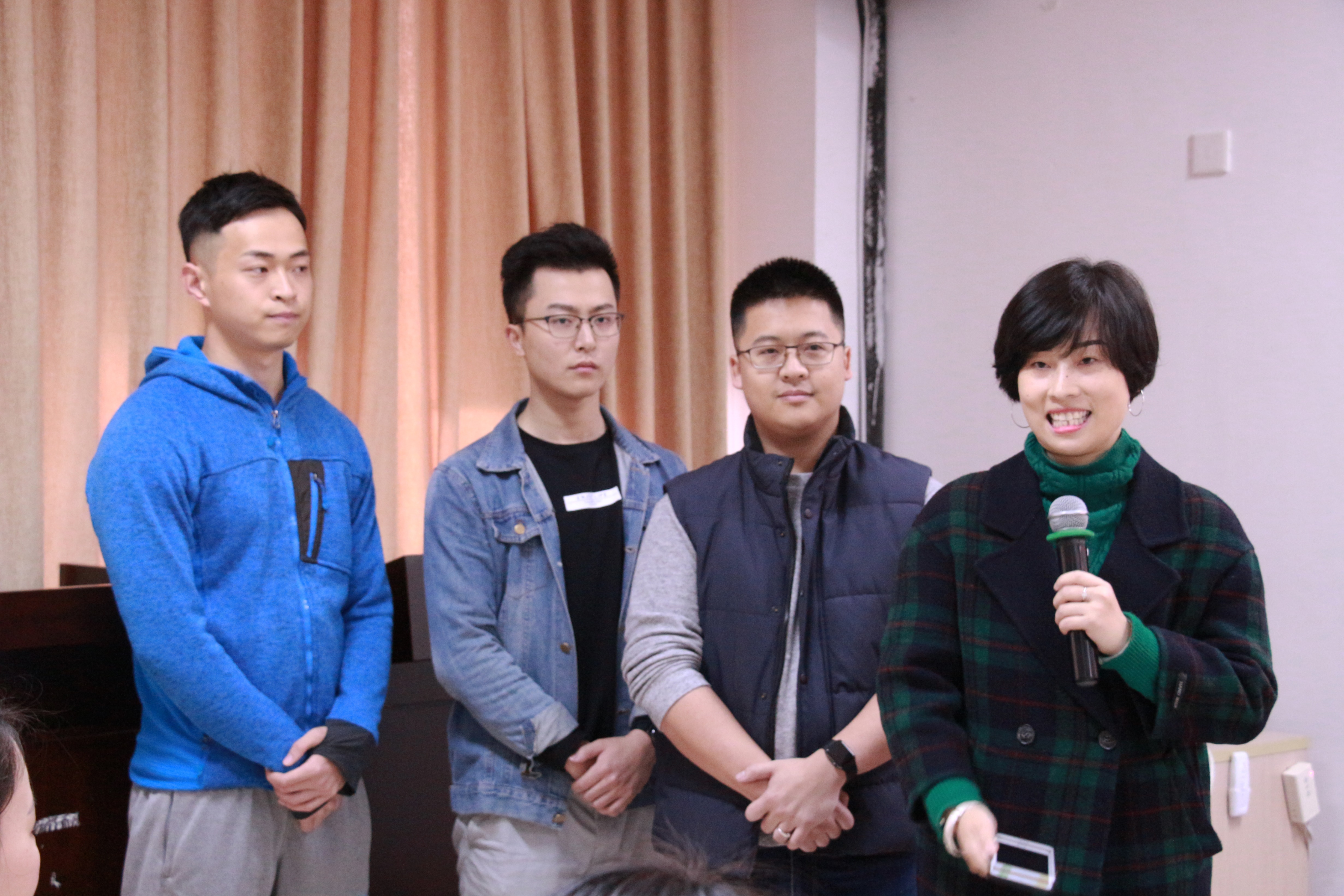 提升“脑译”思维助力世中运与国际大体联足球世界杯