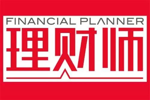 银行工作年薪22万,银行工作年收入40万