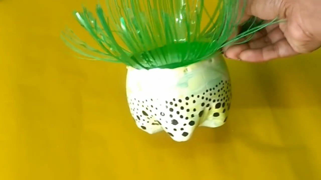 四年级变废为宝塑料瓶创意花篮,塑料瓶制作花篮的视频教程全集