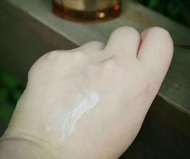 对抗皱纹神器,对抗皱纹有效的护肤品