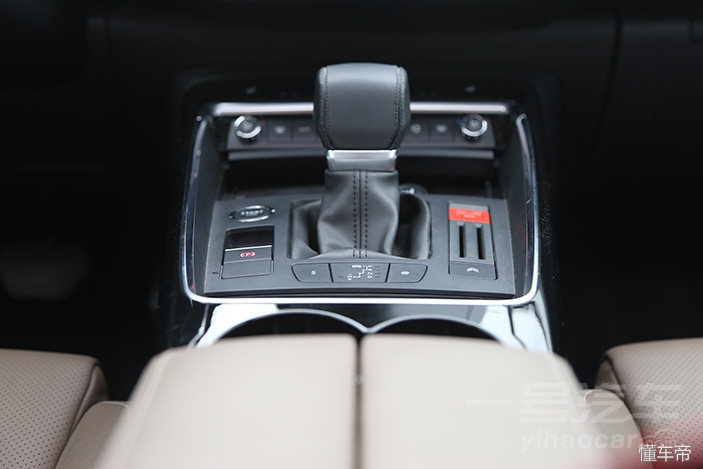 2017款雪铁龙c5自动豪华版试驾,2017雪铁龙天逸c5时尚型试驾