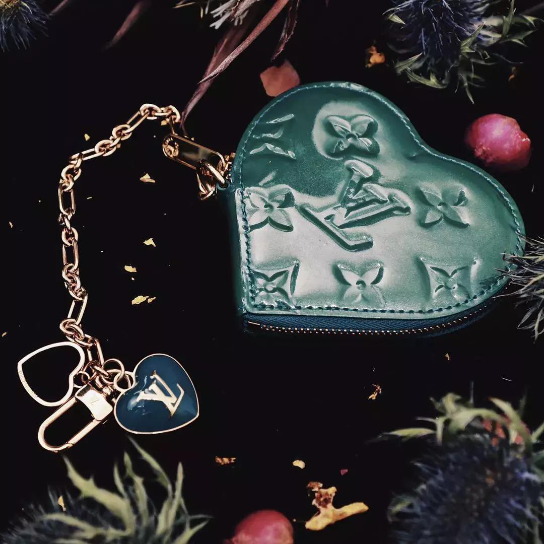 什么方法可以淘到大牌小样,loewe和celine草编包哪个好