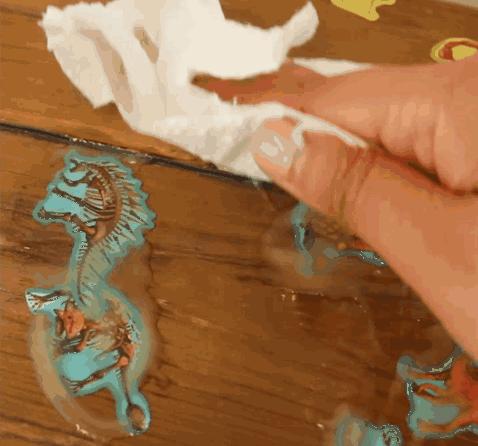 墙壁脏了怎么刷白净,家里墙面脏了怎么重新粉刷