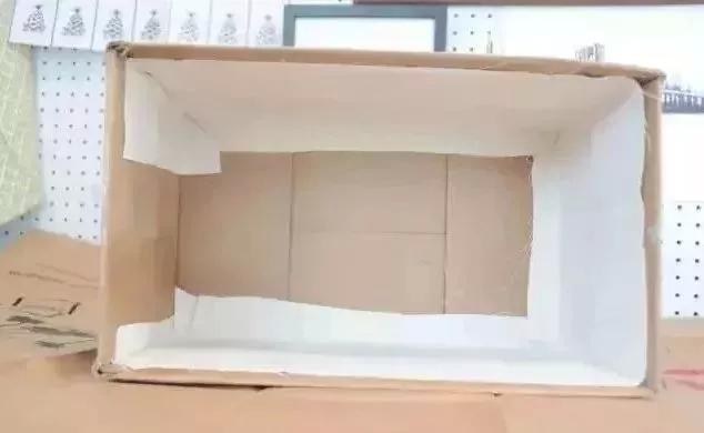 房间太小没衣柜衣服怎么办,出租房衣柜太小怎么整理衣服