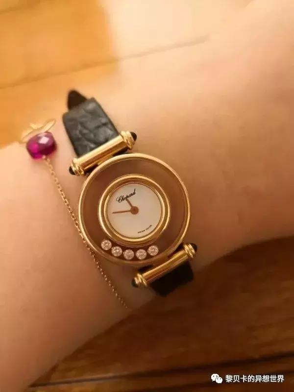 戴表和不戴表的对比照,男生戴表和不戴表有什么区别