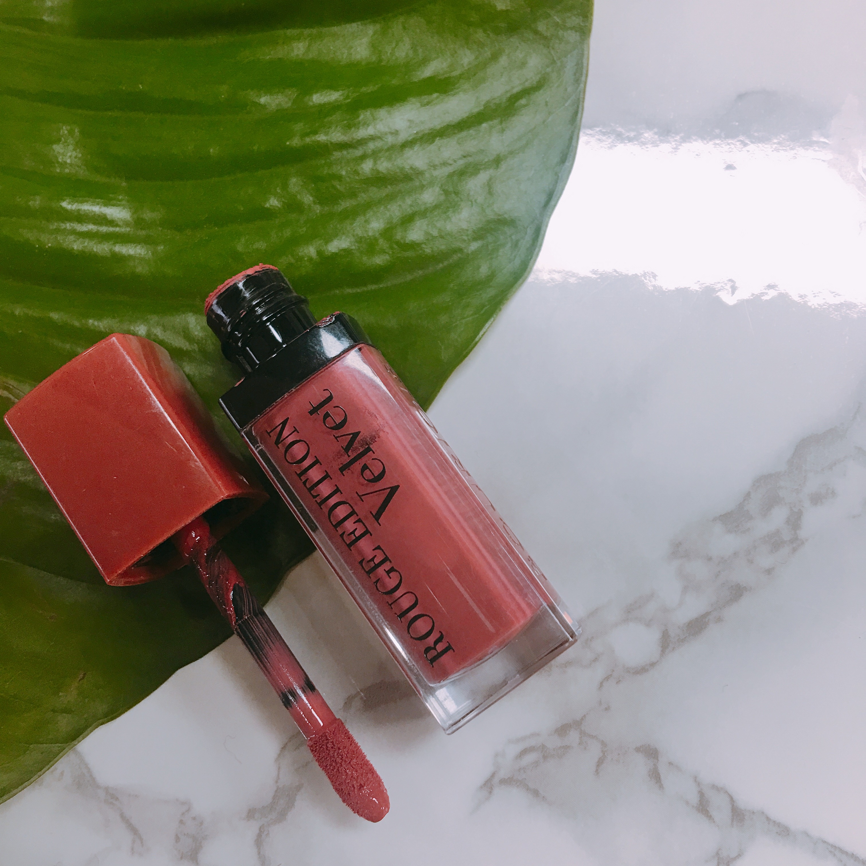 bobbibrown口红细金管玫瑰豆沙色,zeroonezerosix口红豆沙色