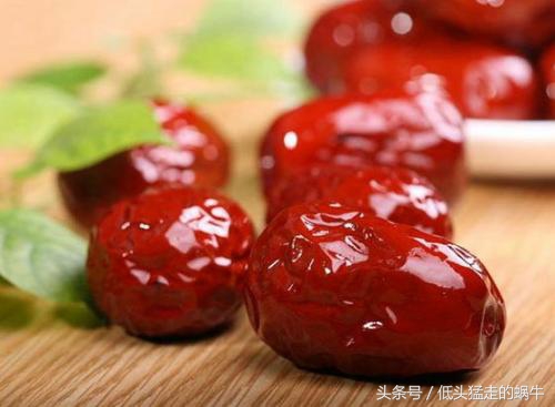 孕妈脸上长痘痘用什么护肤品,孕晚期脸上长斑了怎么消除