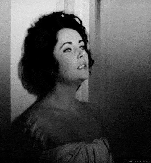 一代艳后赵飞燕的故事,一代艳后的传奇故事