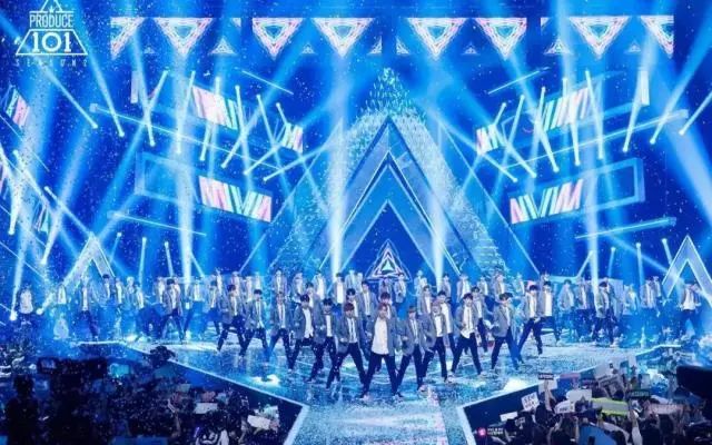 wannaone大型男团,韩国组合wannaone直播