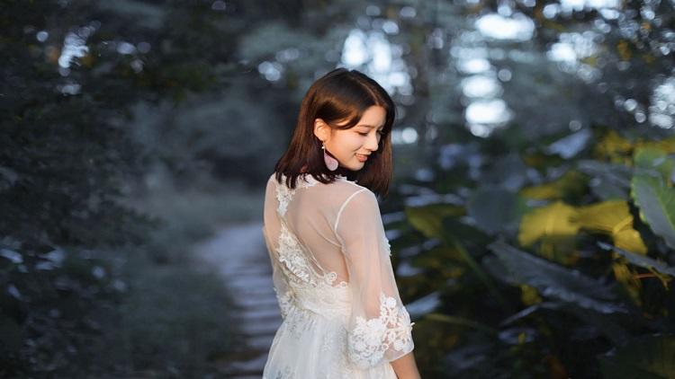 为什么有的女人长得丑还不好看,女人长得丑还感觉很美