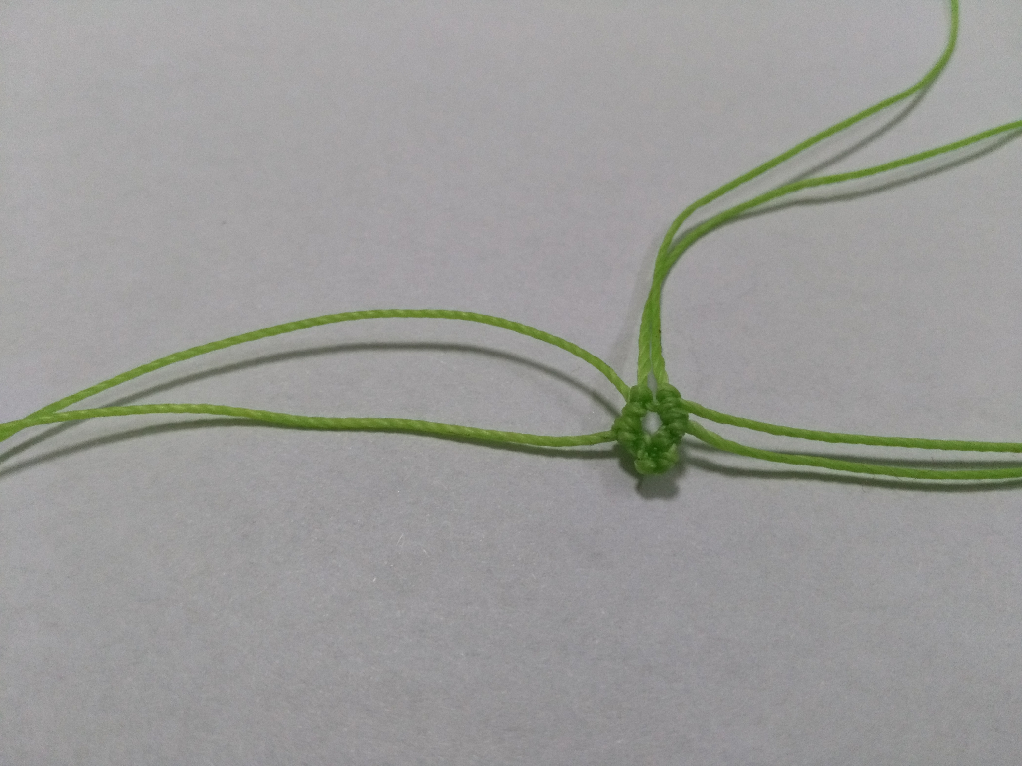 玛瑙豆子编手机吊坠法教程,玉豌豆吊坠怎么编绳