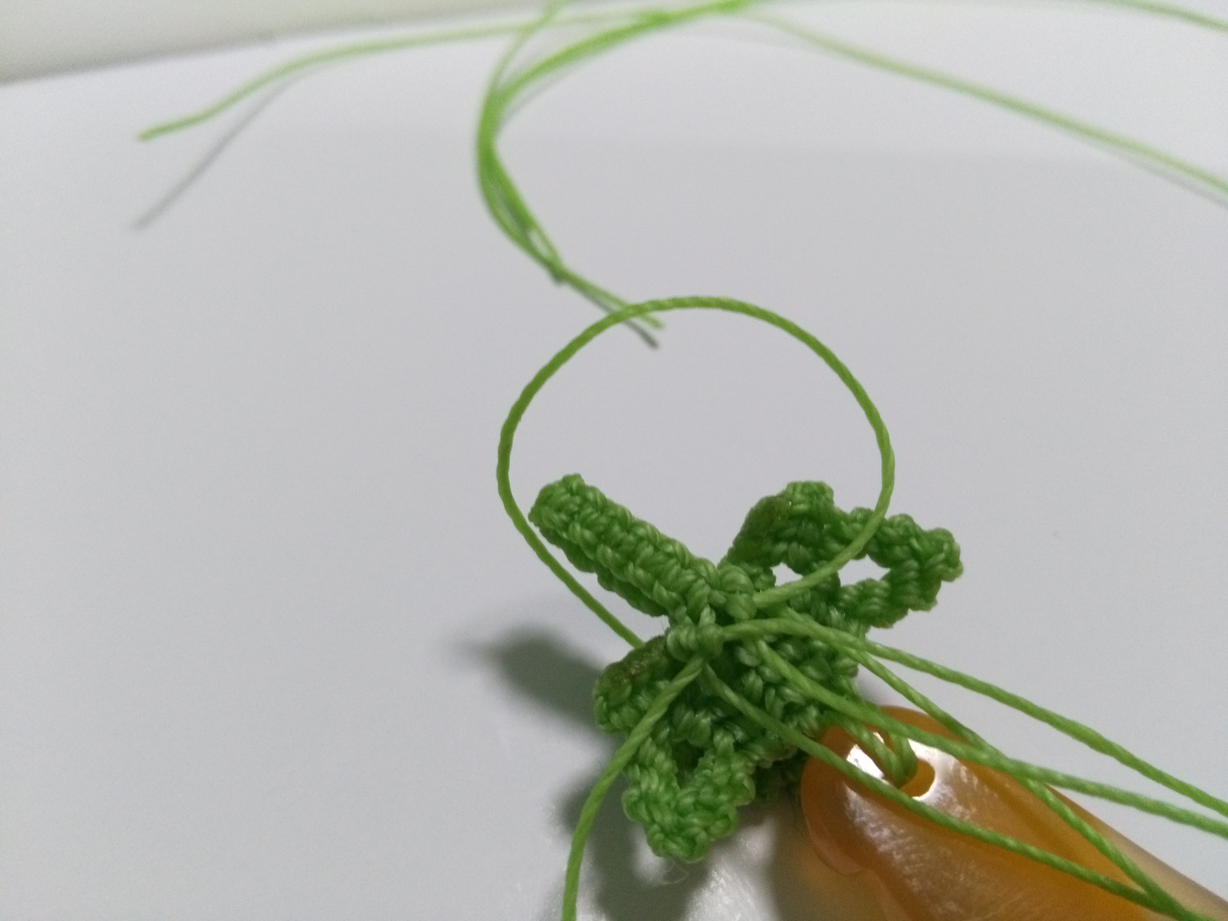 玛瑙豆子编手机吊坠法教程,玉豌豆吊坠怎么编绳