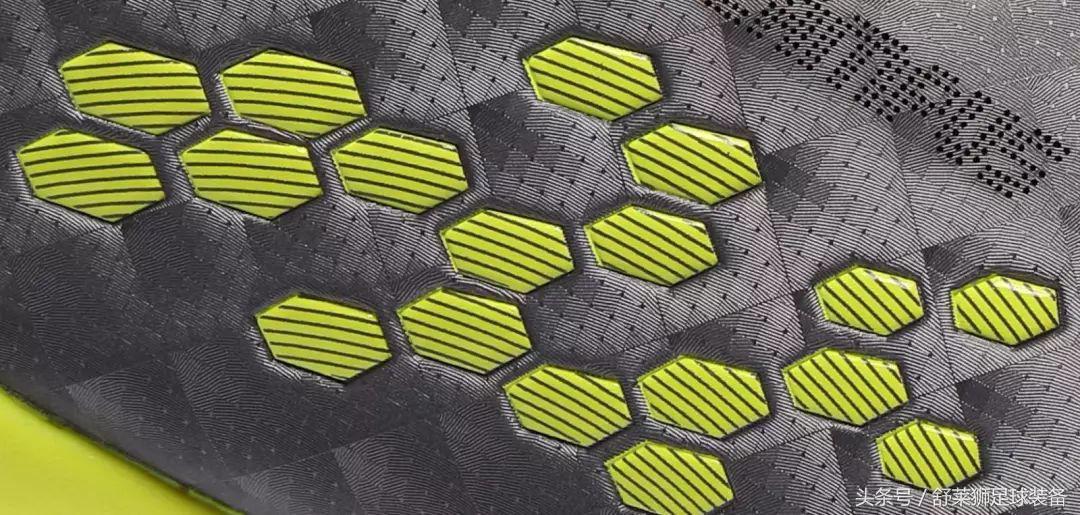 为中国人设计的足球鞋,为亚洲人打造的足球鞋