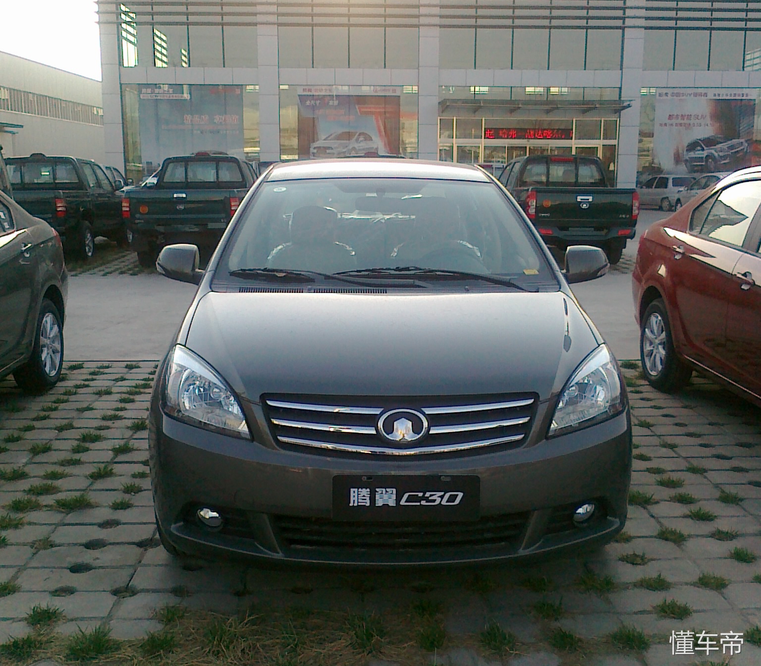 长城汽车哪款车口碑好,长城第一款汽车是哪一年