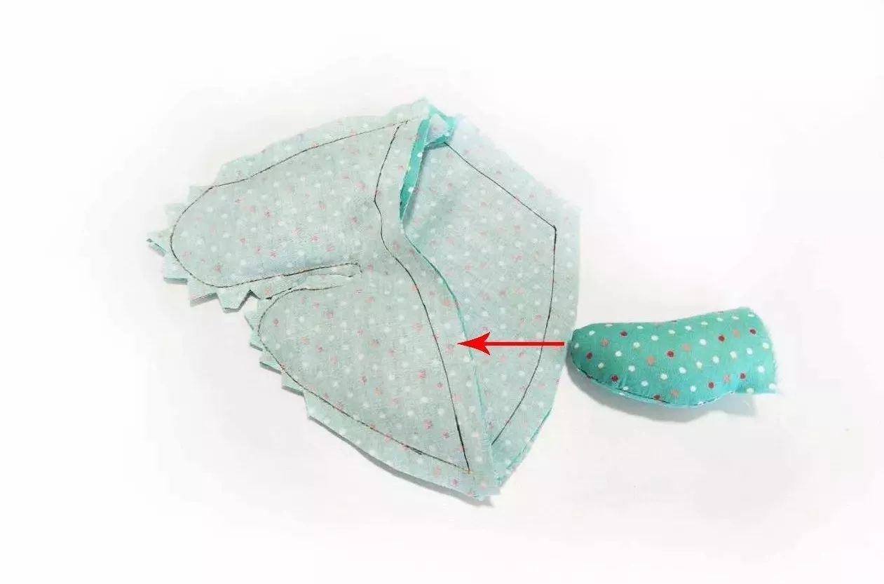 做狗狗玩偶的教程,怎么样用狗狗的毛做一个小型玩偶