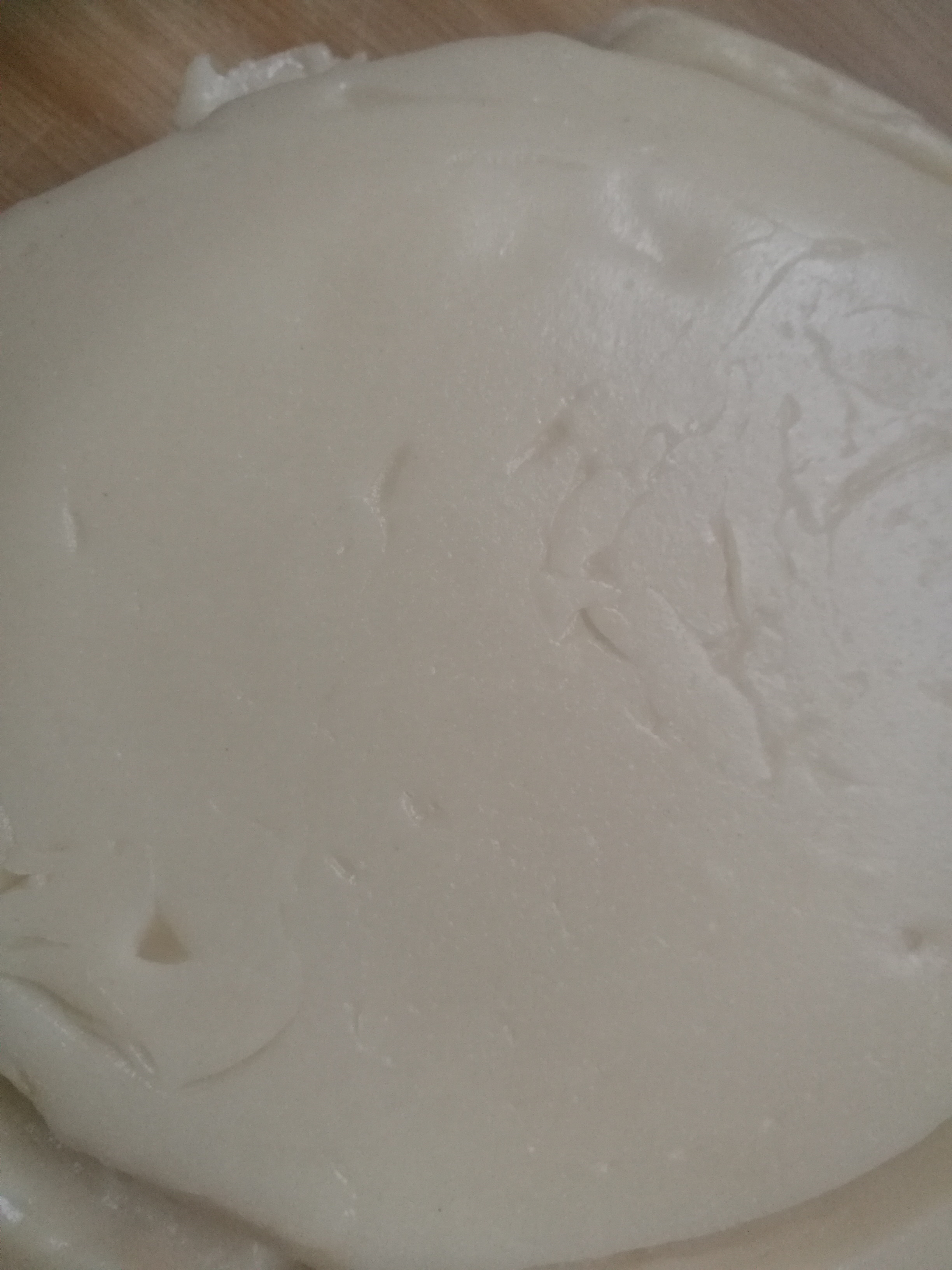 怎样制作豌豆凉粉更有筋道而好吃,自己在家做爽口筋道的豌豆凉粉儿