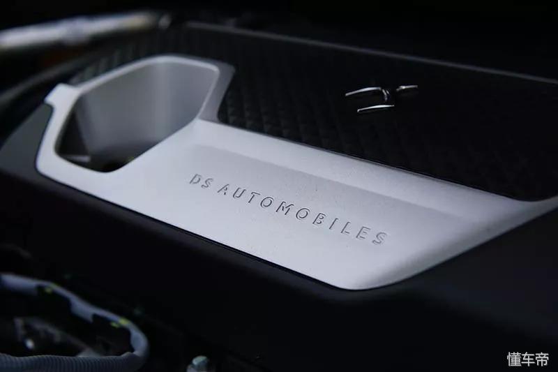 未来感十足新款ds7全球首发亮相,设计为王人性为先试驾国产ds7