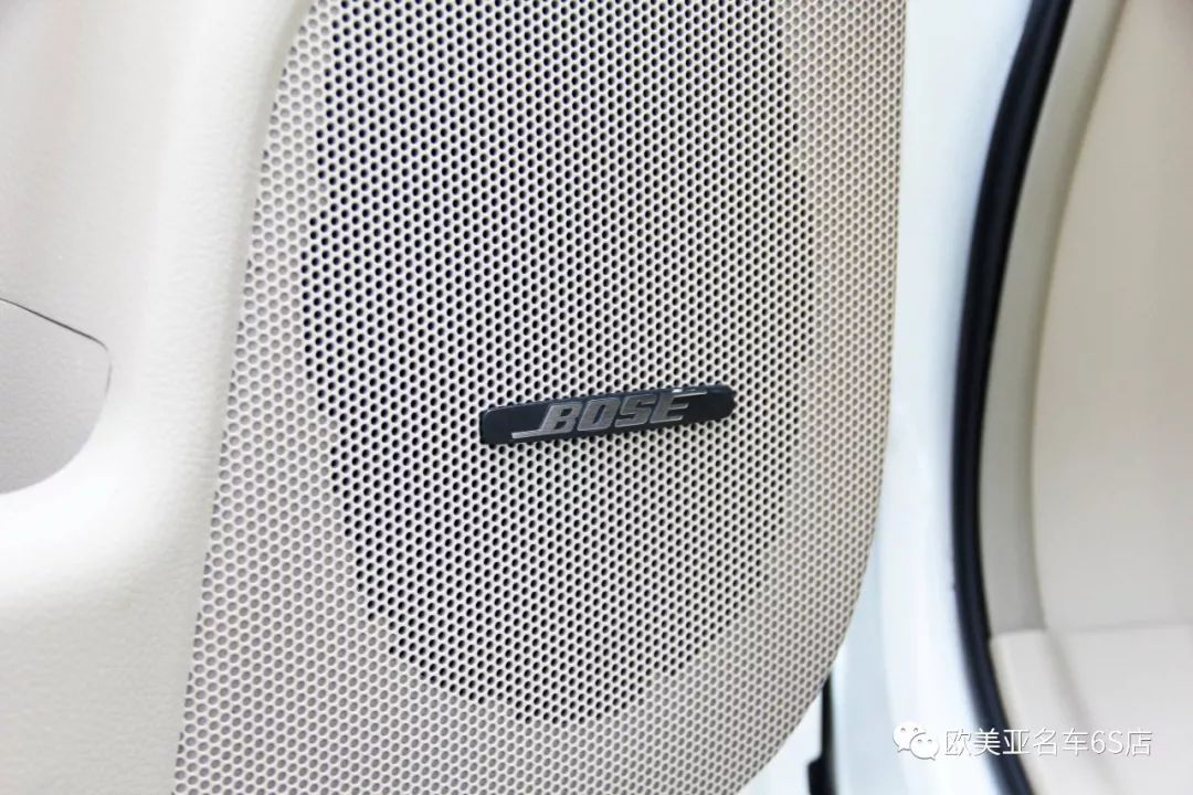 40万的保姆车,明星保姆商务车七座多少钱