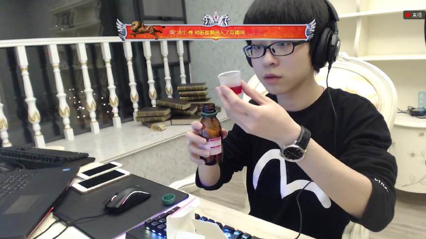 用电脑玩王者荣耀怎么最快熟练,新手用电脑玩王者荣耀如何操作