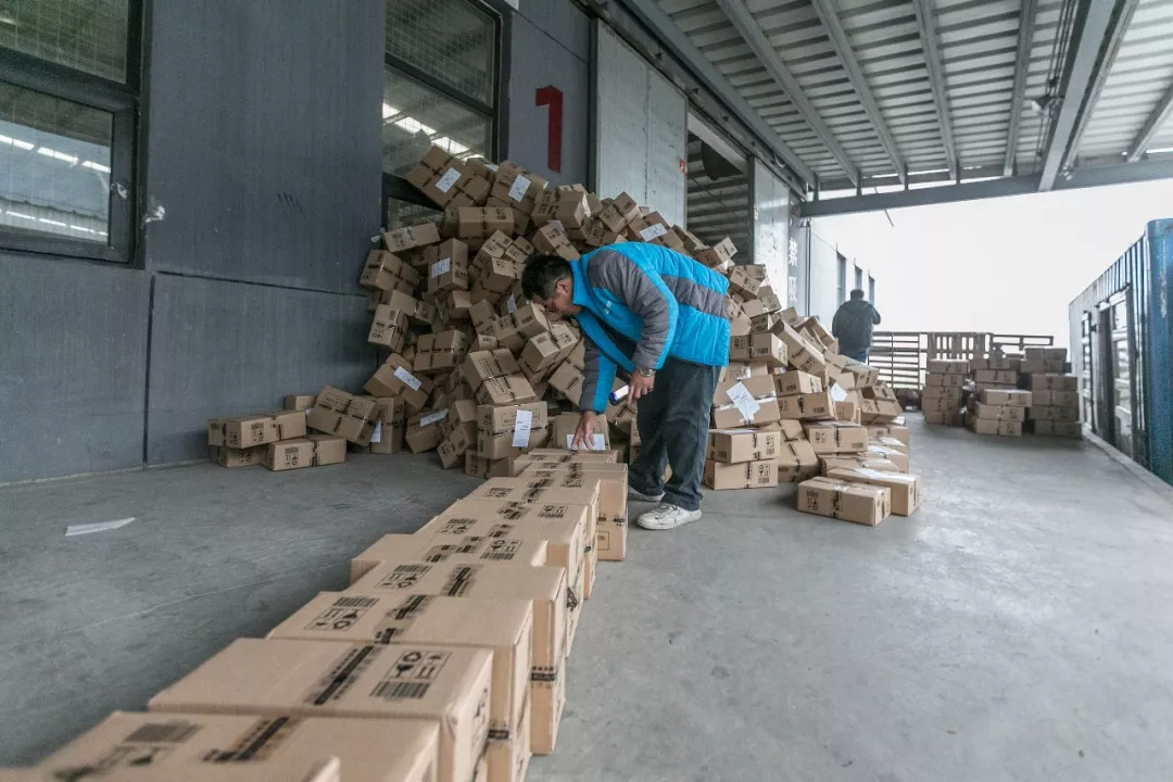 顺丰快递损坏了怎么索赔,发的水果快递中途损坏了怎么索赔