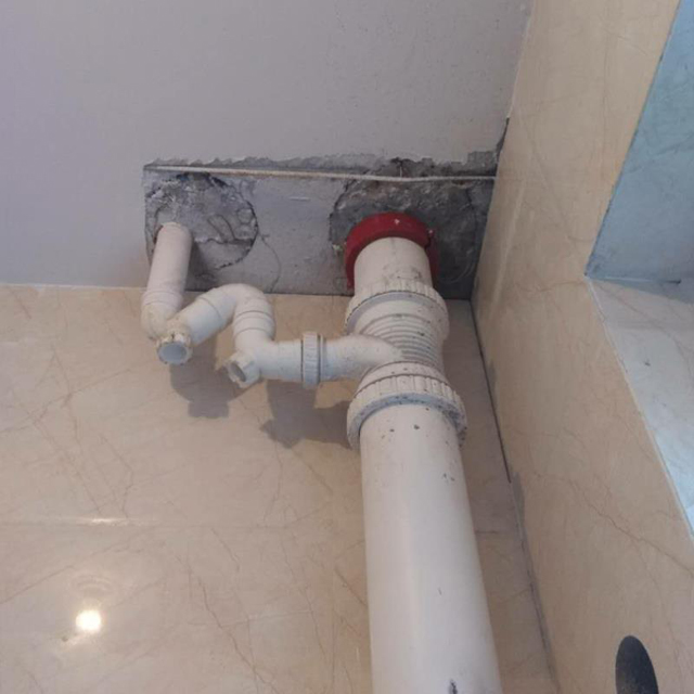 郑州未来滨河新城：管道返污浸泡新房！开发商这样回应