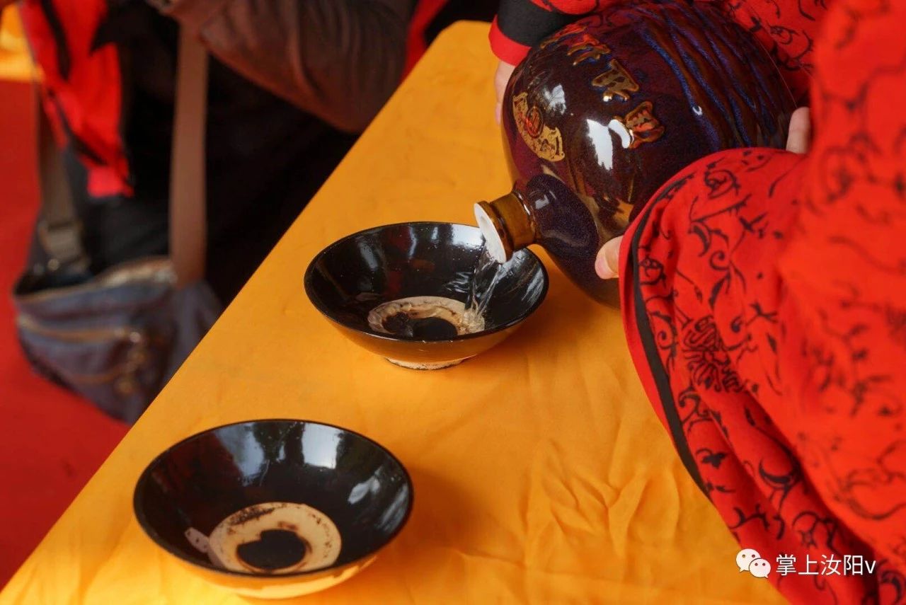 您好，我是汝阳，向全世界发出邀请……