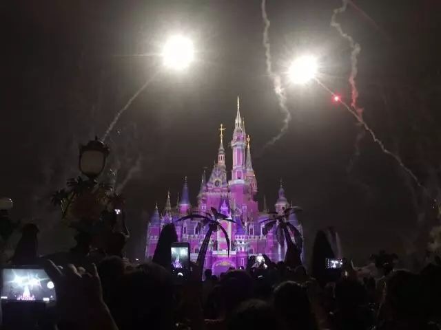 上海迪士尼一日游玩攻略,上海迪士尼乐园门票价格