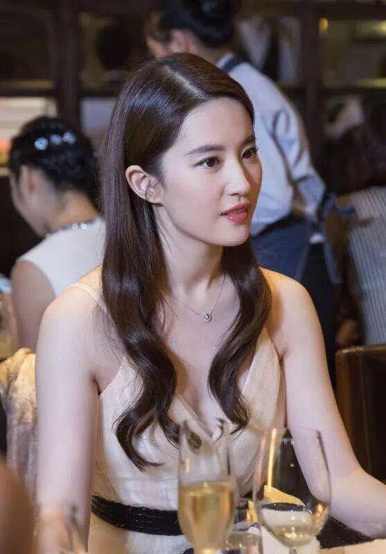 怎样化妆初学者教程,怎么化妆入门教程