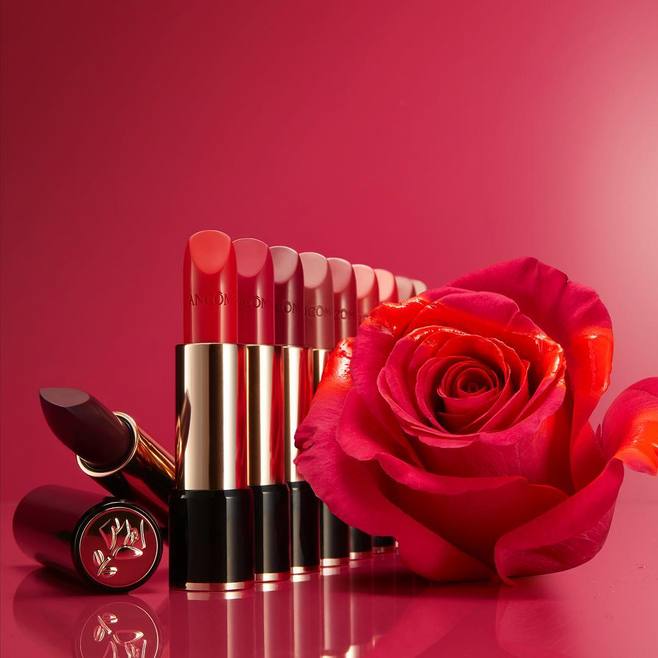 美少女心愿：希望全世界的口红都能出迷你版！每支都可以试一下！