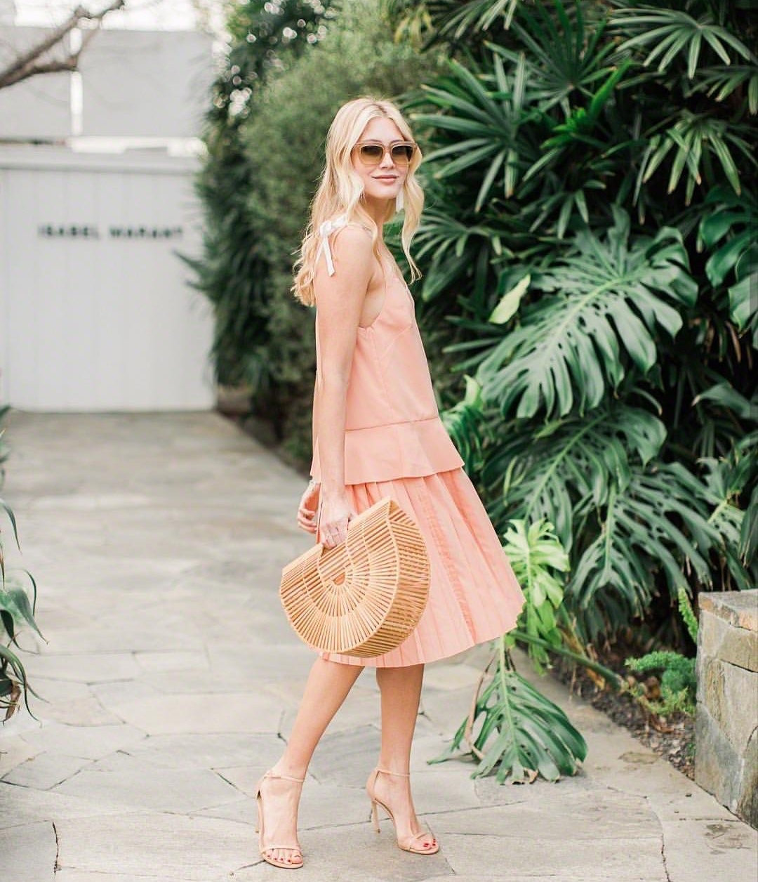 作为一名精致的时尚女孩,精致优雅女孩的一天