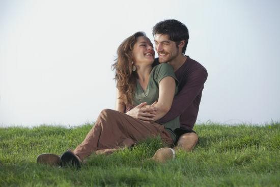 对付迟迟不提结婚的男人,想结婚男友又不提怎么办