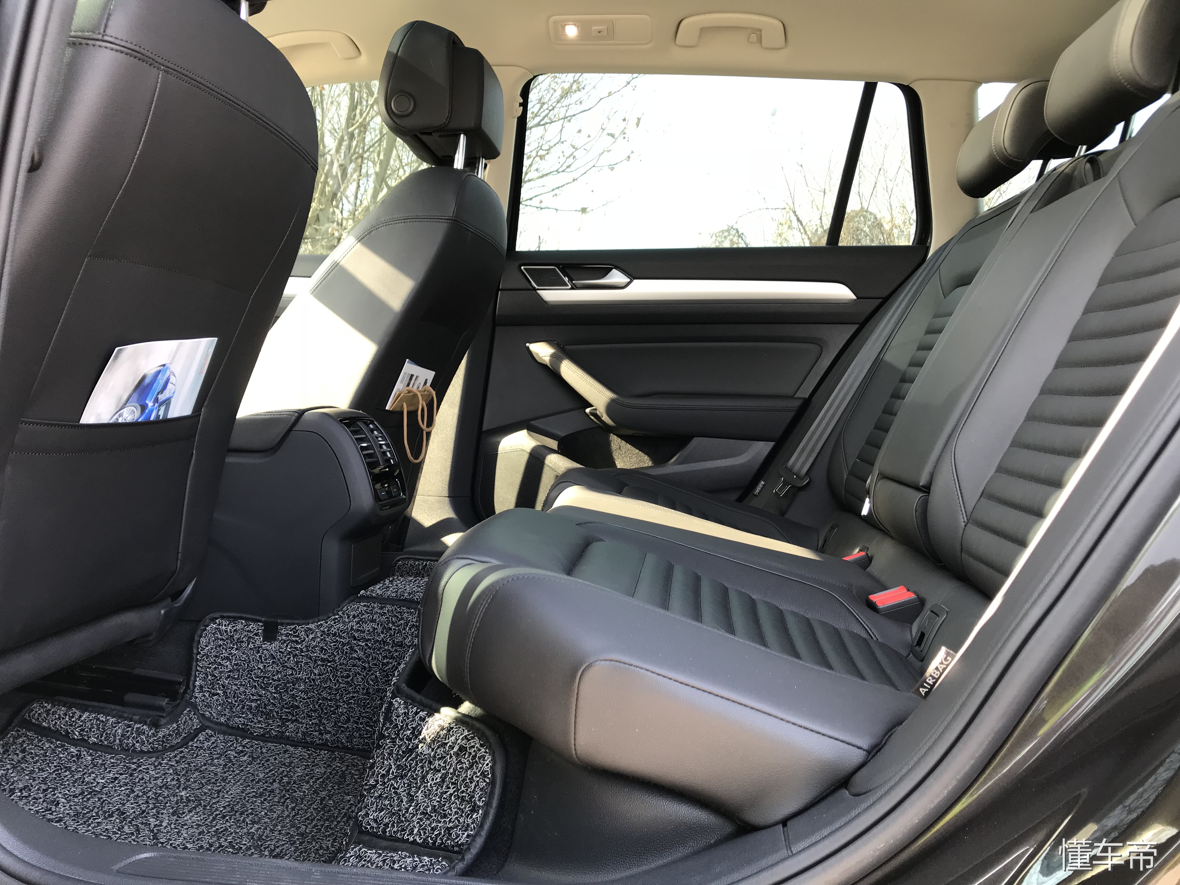 大众蔚揽旅行车真实体验,开大众蔚揽旅行车的感受