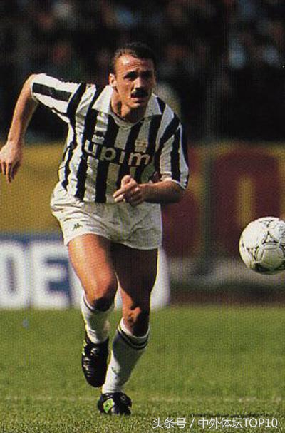 世界足坛前100排名,世界足坛四大后卫