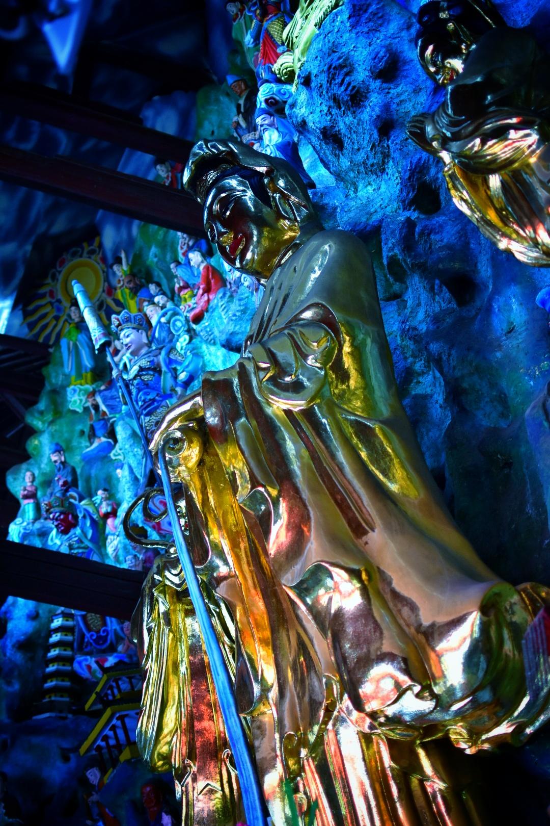 口吞江心月,神游海角天,八省通津第一寺夙愿