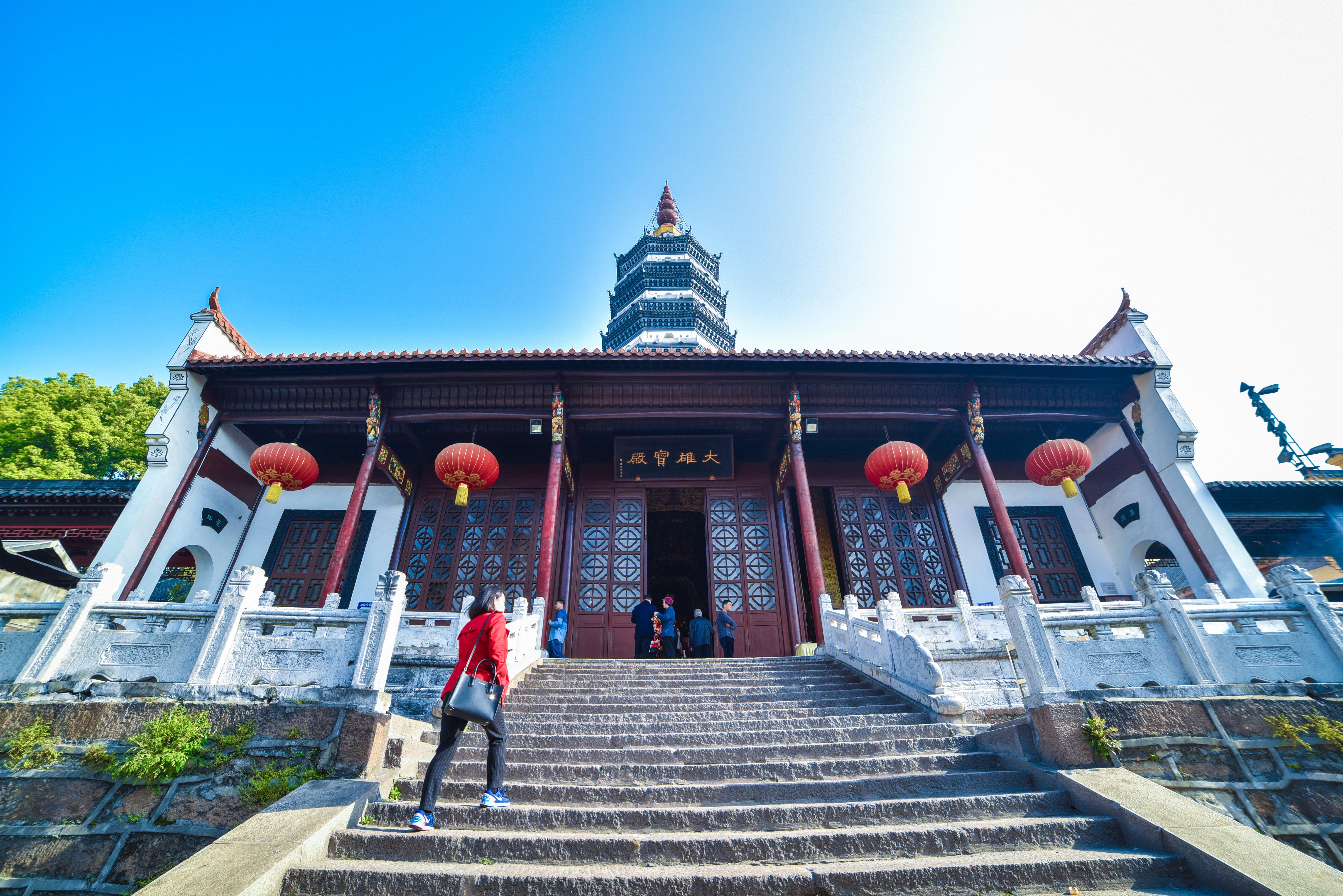 口吞江心月,神游海角天,八省通津第一寺夙愿