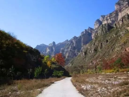 从太原出发自驾游国家一号公路,太原旅游公路自驾游最详细路线