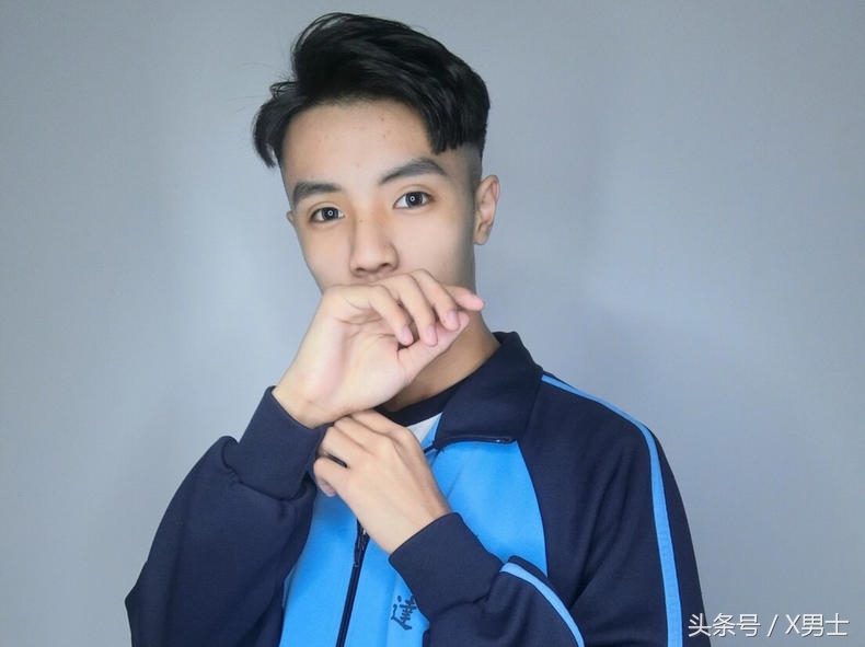 大学生应该剪什么样的发型,大学生头发少很蓬松适合什么发型