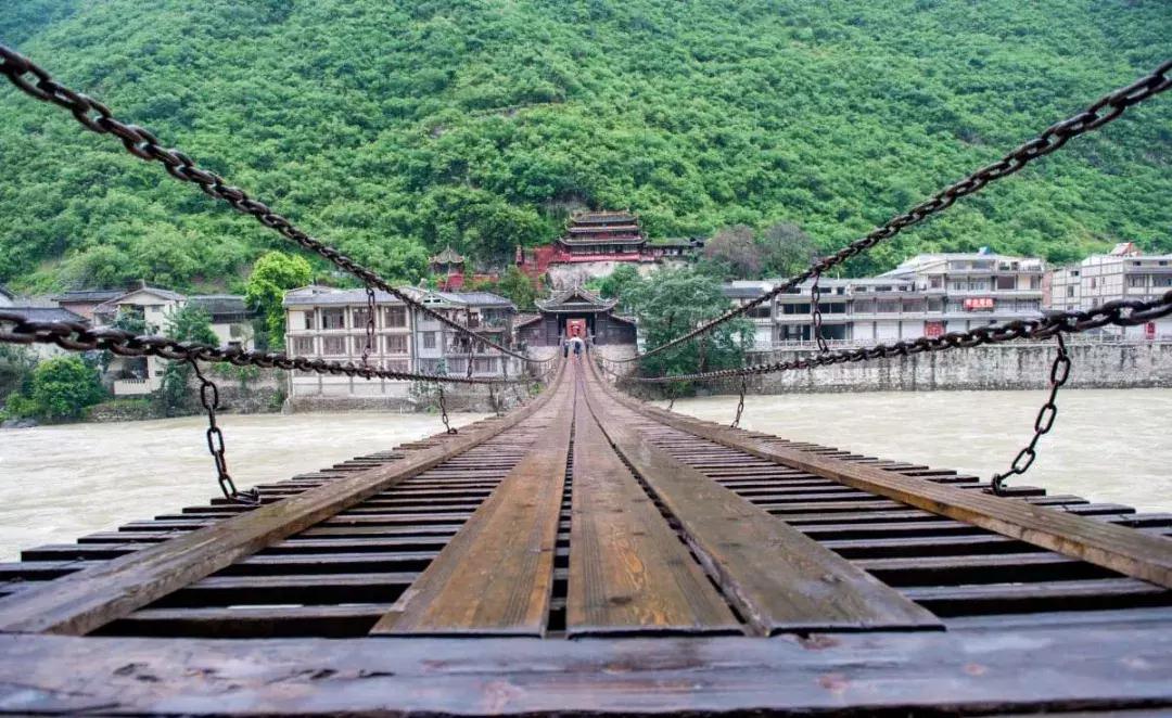 踏春出游四天三晚,四姑娘山五一节值得去吗