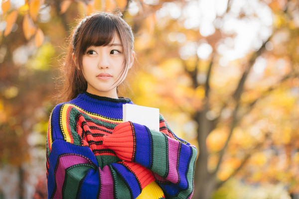 外向孤独症你中了多少,朋友多依然感到孤单