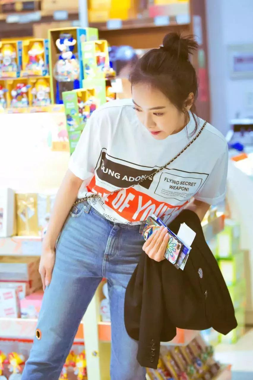 2018最火白T恤清单，林允这件才79元