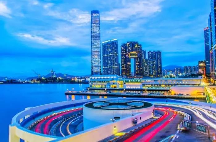 四月我们一起去旅行,4月我们一起去看海好吗