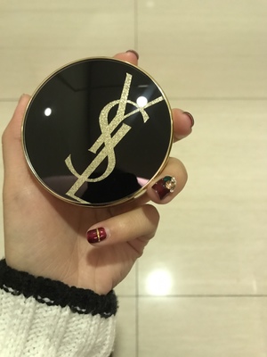 露华浓510和雅诗兰黛420,露华浓225和雅诗兰黛42颜色一样吗