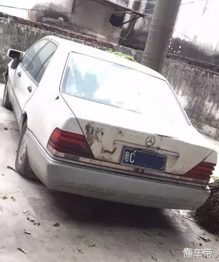 当年价值百万的凌志LS400被黄标报废，场面真是太残忍了！