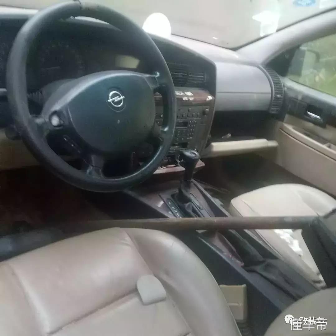 当年价值百万的凌志LS400被黄标报废，场面真是太残忍了！