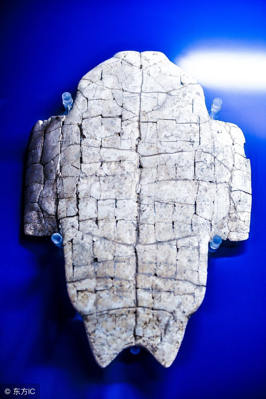 甲骨文的启发-凌家滩玉版分析(二)-到洛书的数学过渡逻辑?