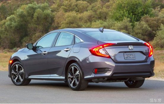 思域螃蟹尾灯,本田思域尾灯像龙虾钳子